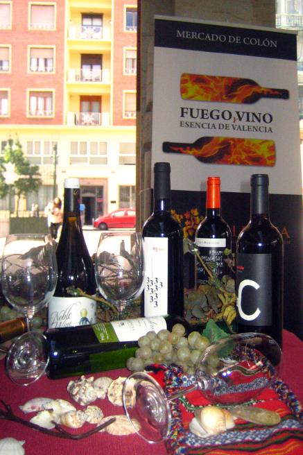 Promoción de <a href="/VinosDOValencia/">VinosDOValencia</a> en el Mercado de Colón entre el 6 y 8 de marzo. 12 bodegas. goo.gl/pgZgSF