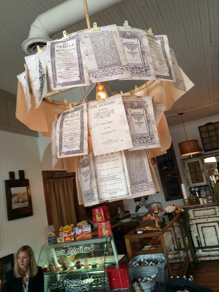 scitechyEDU's tweet photo. Scenes from a Cafe in Nice, France #mvinterim #ATLadv #mvpschool #jealous http://t.co/yMX4JiznTU