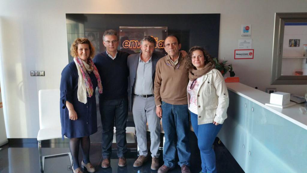 J_L_Quintana's tweet photo. Visita a la empresa familiar Envialia. Ejemplo de lucha y superación. Muchas gracias Maria del Mar y José Luis. #JLQ http://t.co/uLpiUom9Ee