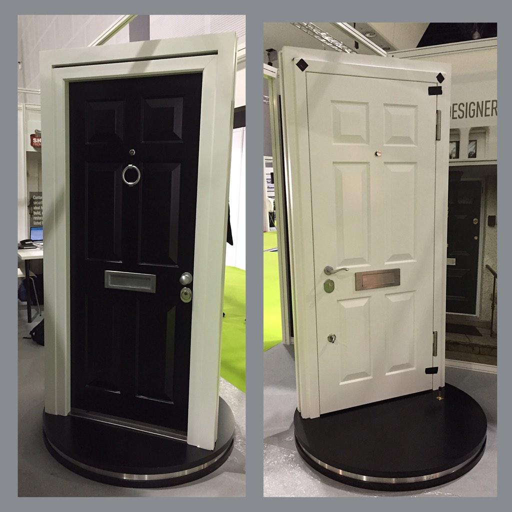 ShieldHomeSec's tweet image. Build It Live #ShieldStandard3 #SecretDoorChain #SpyHole #LetterBox #FiamMechanicalLock