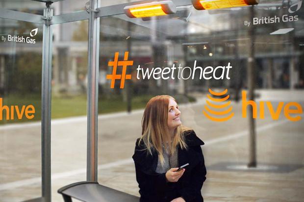 UNDERCURRENTuk's tweet photo. Loving @hivehome 's #tweettoheat stunt at @VTManPicc for @BritishGas allowing commuters to warm up! #eventprofs http://t.co/2Z98zOd6hs
