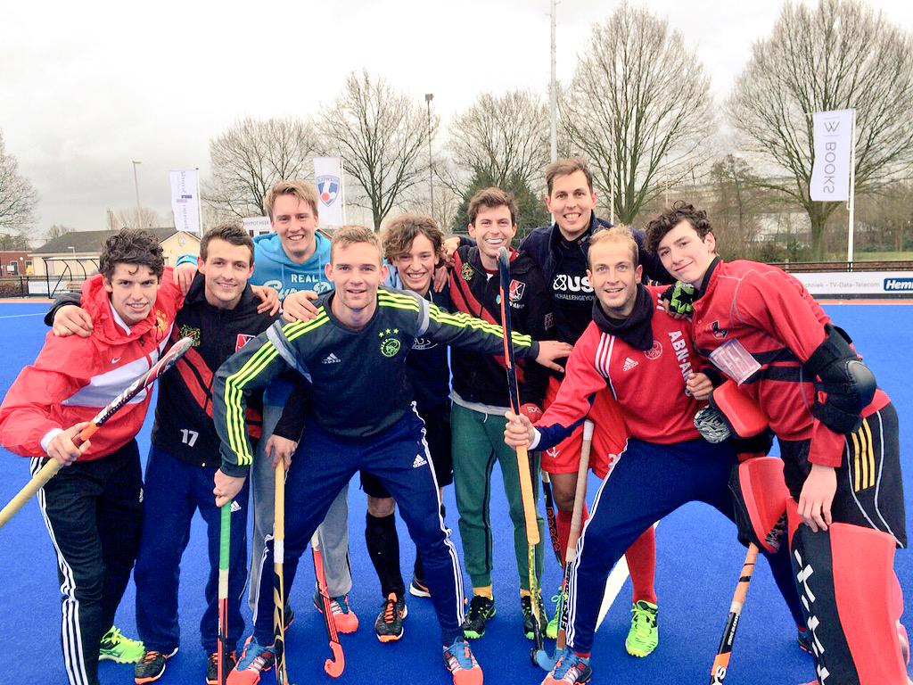 This morning's winning team! #Huis118 <a href="/AHBC_heren1/">AH&BC</a> training camp in Hattem is on fire! #OnwardsAndUpwards ✖️✖️✖️