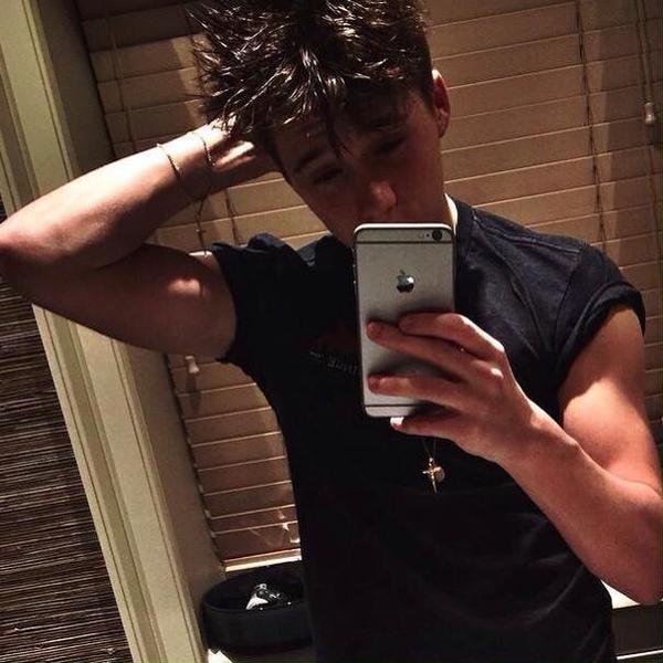 HAPPY BIRTHDAY BROOKLYN BECKHAM 