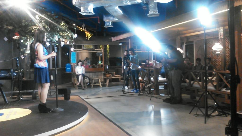 Hanin live on kompas tv <a href="/Hanindhiya_tys/">Haneen</a>  <a href="/Haninours/">Haninours OFFICIAL</a>