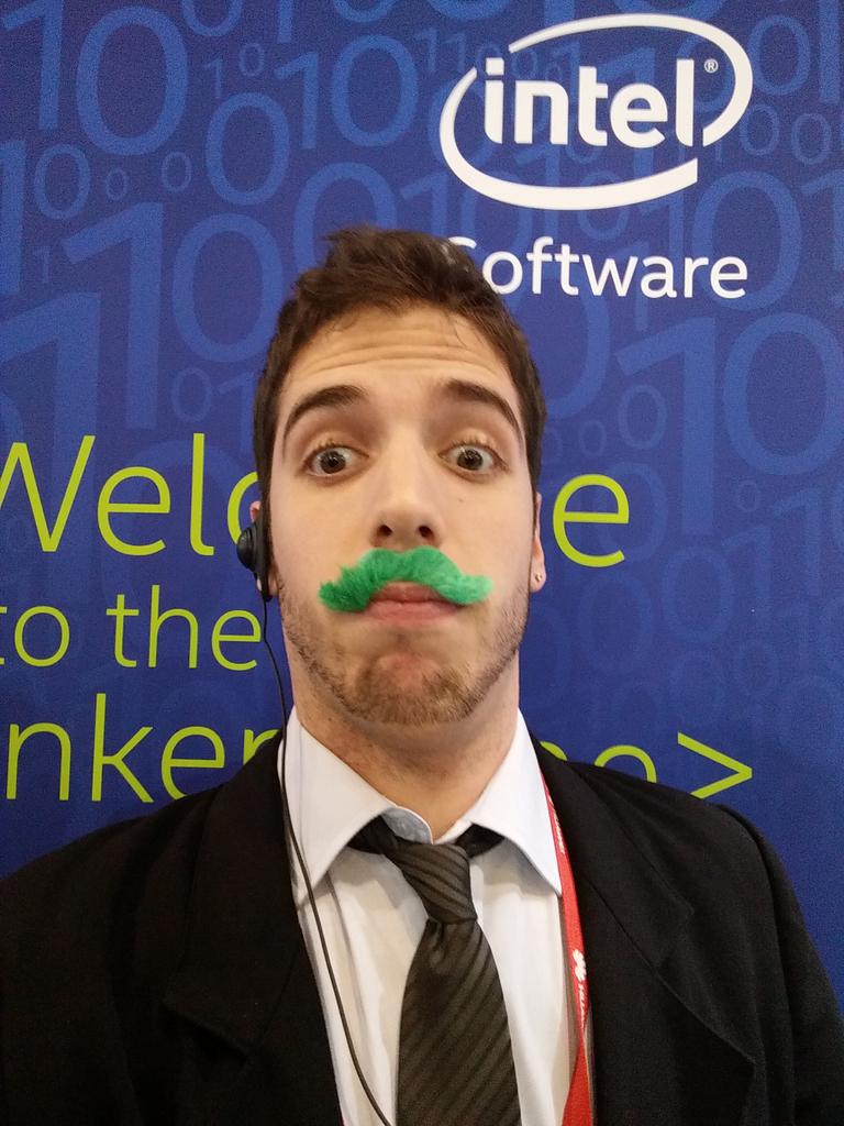 jagerchief's tweet image. Hey! #intelAndroid #mwc15