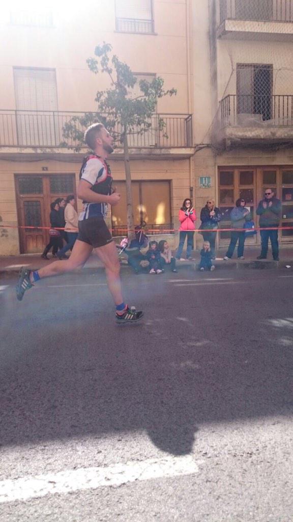 Gabi46vr's tweet photo. Tercera prueba del @femecv #colitrail , 18k , 1300 + http://t.co/qQog3WYEcV