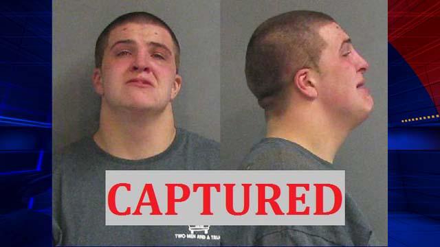 ItsGemarre's tweet photo. "@fox25news: Man arrested after commenting on his own wanted photo on Facebook: http://t.co/6svjkwNSjo http://t.co/AwTr0Zn0Au"😂😂😂😂😂😂😭