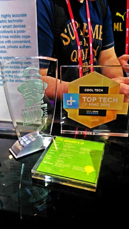 ZTEDevice's tweet photo. Thrilled that #ZTEGrandS3 just got the Top Tech awards from BOTH @DigitalTrends & @AndroidAuth at #MWC15! #EyePrintID http://t.co/RVrxO1dmr8