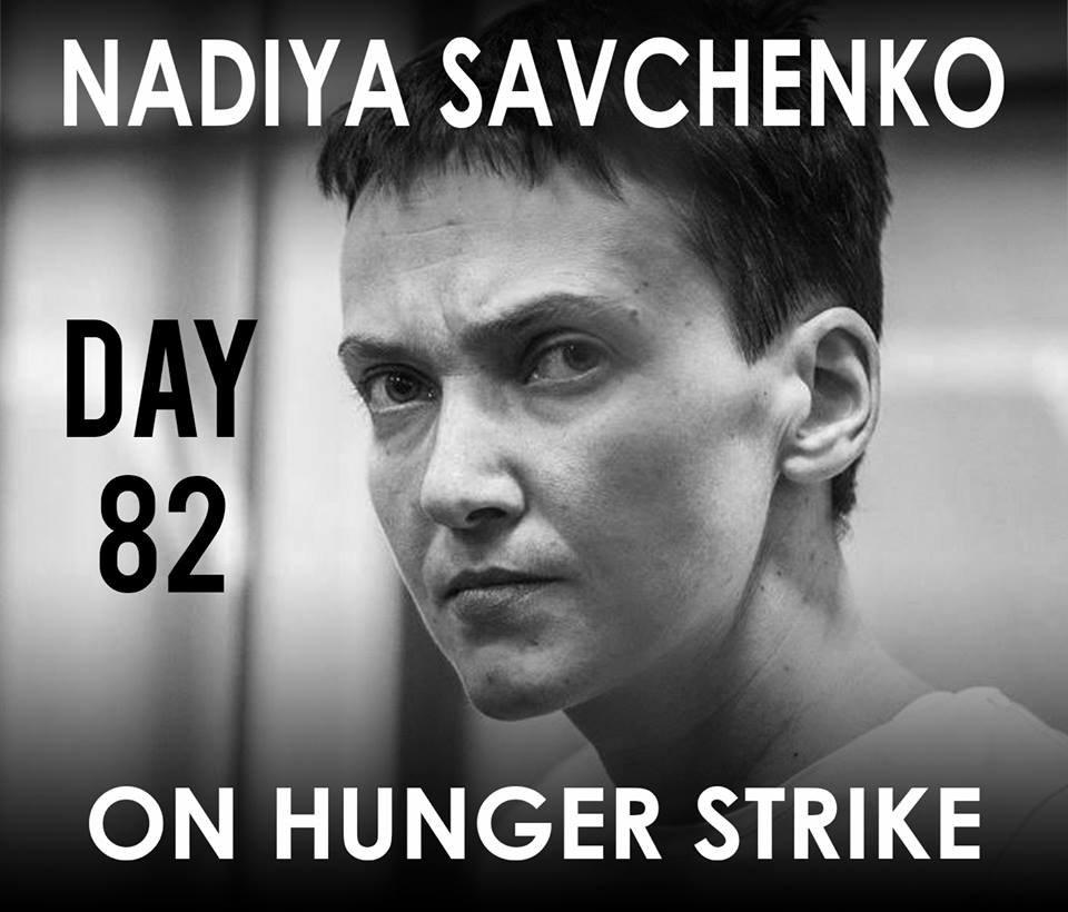 silvjamanzi's tweet photo. #Mosca, @matteorenzi da #Putin : #FreeSavchenko illegalmente detenuta in #Russia in sciopero fame dal 13 dicembre http://t.co/XEGOBIbMbd