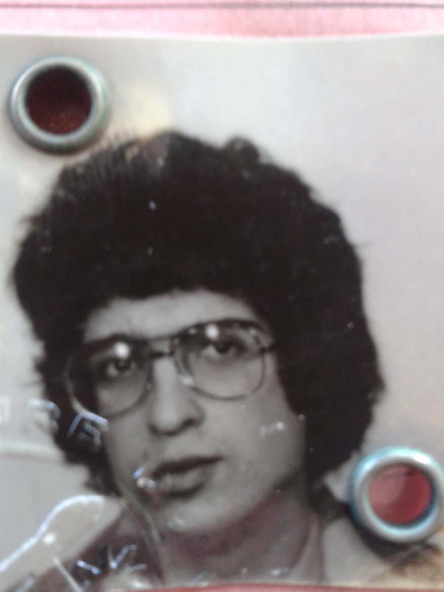 binetspwR's tweet photo. Well I certainly didn't have as much swag when I was 20 #funkydad http://t.co/QXwF6UemdD