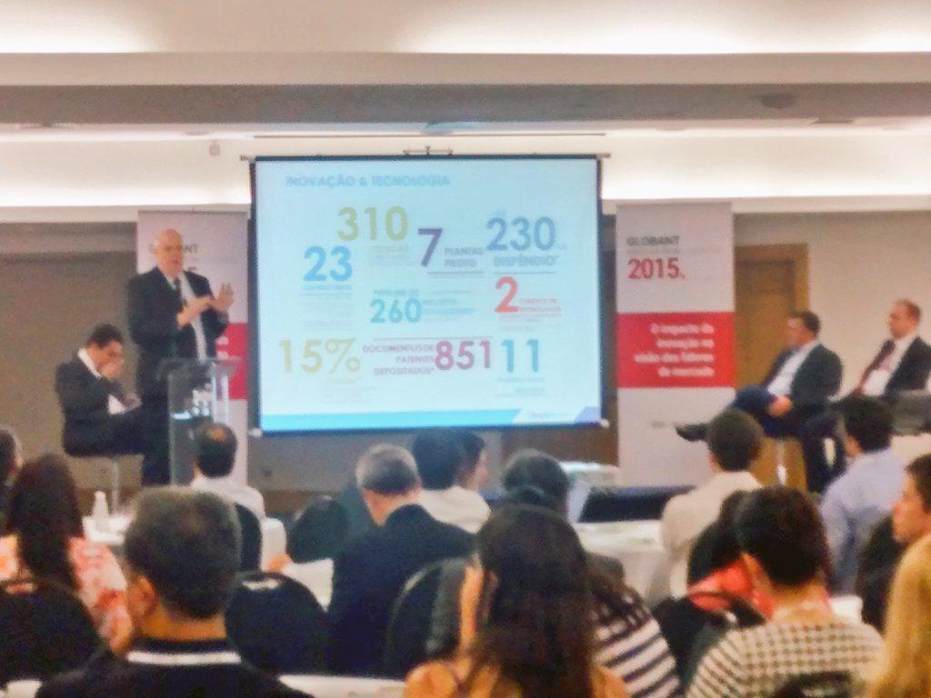 Luis Cassinelli fala sobre as oportunidades de inovação e tecnologia para o mercado.  #globant #innovationleaders