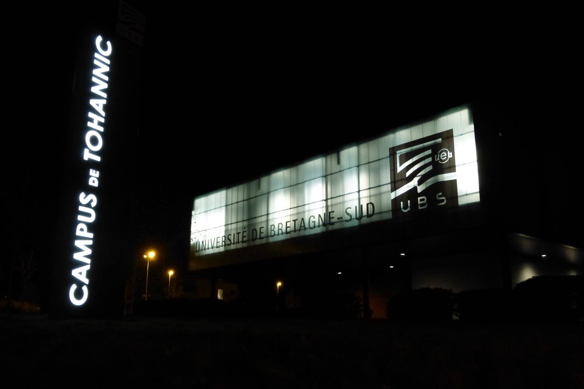 IMABS_Vannes's tweet photo. Venez nombreux demain soir ! Retrouver la prog de l'UBS by Night sur http://t.co/dU2DLgcedx 
@FacDroit_UBS @actutice http://t.co/WUyogZRdzX