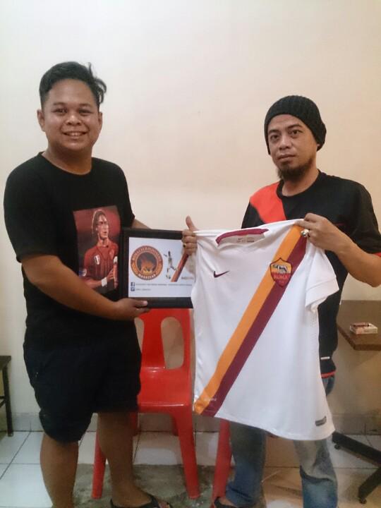 ippankNozhat's tweet photo. Selamat bergabung RT @RCI_Makassar: @nurrahmatdin_0 selamat datang kanda owner homebase RCIM.. http://t.co/PePwbOPc5j