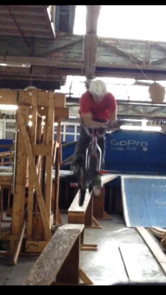 Jonathan Cowgill (disemailfake) Twitter