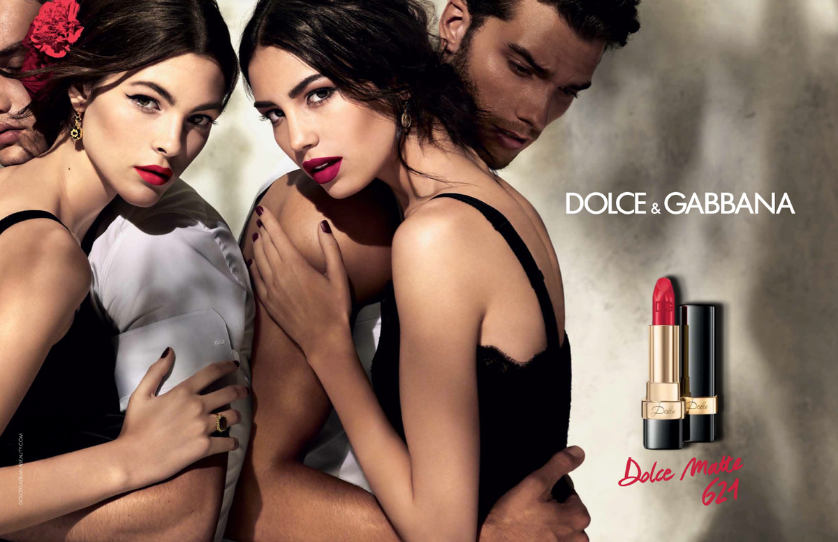 Дольче габбана косметика. Dolce Gabbana Lipstick. Дольче Габбана Бьюти. Dolce Gabbana 2023 Парфюм.