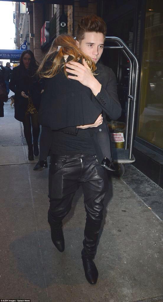 Happy 16th Birthday to the best big brother Brooklyn Beckham! Love you&Harper! 