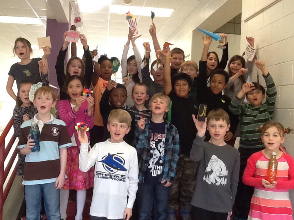 mrsvsowls's tweet photo. Economic Fair! #creativity #kidproducers #kidconsumers @krbiles @ahymel @PleasantUnionYR @puetechtalk http://t.co/rdMr6LEJ7b