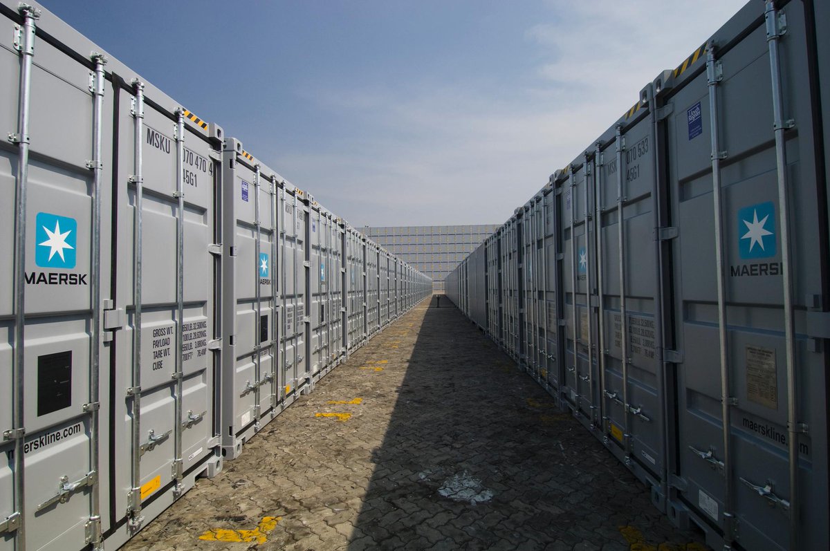 Maersk's tweet image. Find out what happens when our containers retire: mrsk.co/17RstzY #containers #recycle