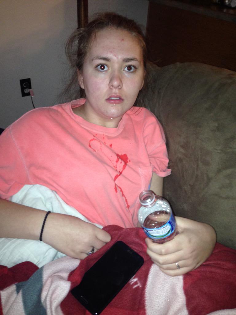 BrittBritt2016's tweet photo. the "I can explain" face http://t.co/YlX5bsrXFD