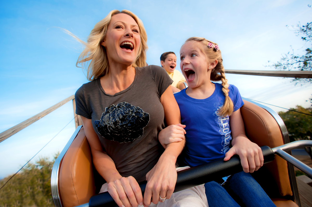 LEGOLANDFlorida's tweet photo. On Coastersaurus, kids discover the joy of a wooden roller coaster! #LandofFirsts http://t.co/kKqxMq22DI