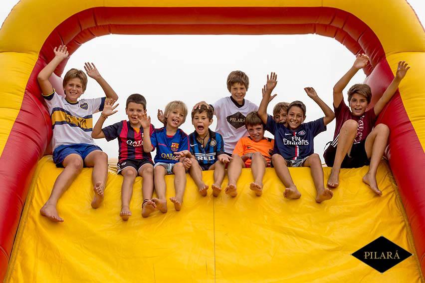 Mira las fotos del cierre de la escuela de verano aquí: on.fb.me/1CxmKN6