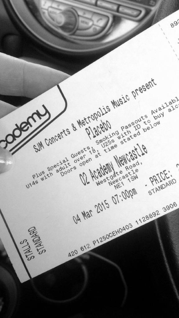 b1ondey's tweet photo. Placebo tonight... if I can contain my excitement!! ! @lauradollin @mearmaninho @PLACEBOWORLD @PhillyBaul @ThommHol http://t.co/7jbmxTBDLV