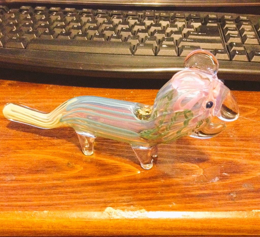 WhoaDer_Charlie's tweet image. don't know what it's supposed to be but its cute #totheface