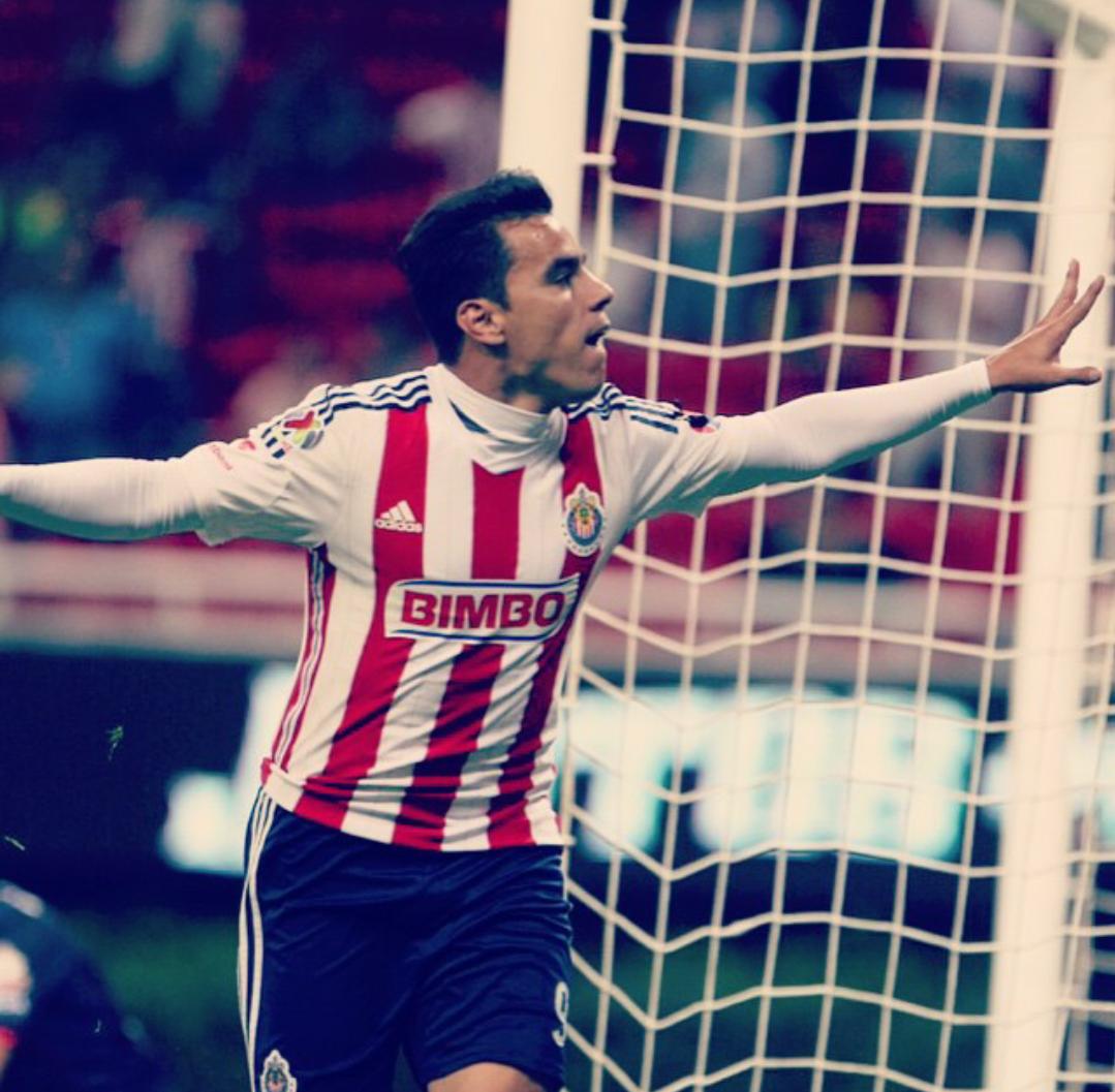 Happy Birthday to the captain himself Omar Bravo! 