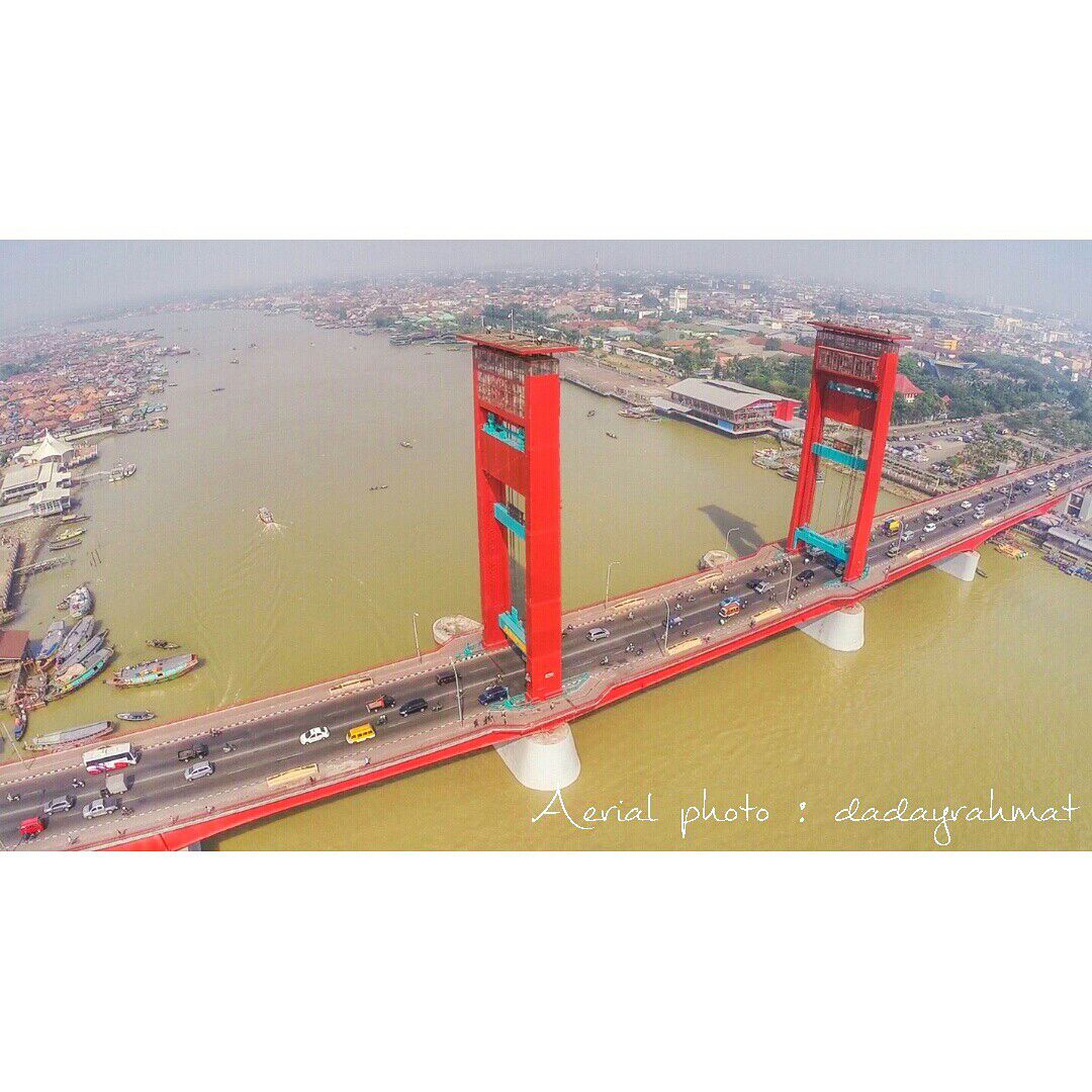Jembatan ampera, Palembang. Sumatra Selatan. #aerial #drone #djiphantom  #goprohero3+. Cc : @Dron@id_drone