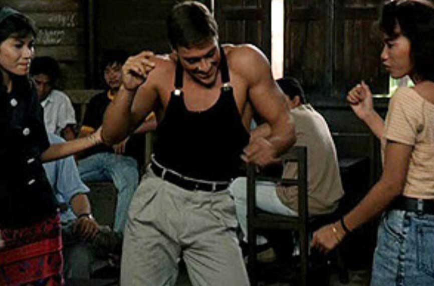 ananfia's tweet image. De repente sí como que me emociono con las canciones y bailo en mi lugar #osomil