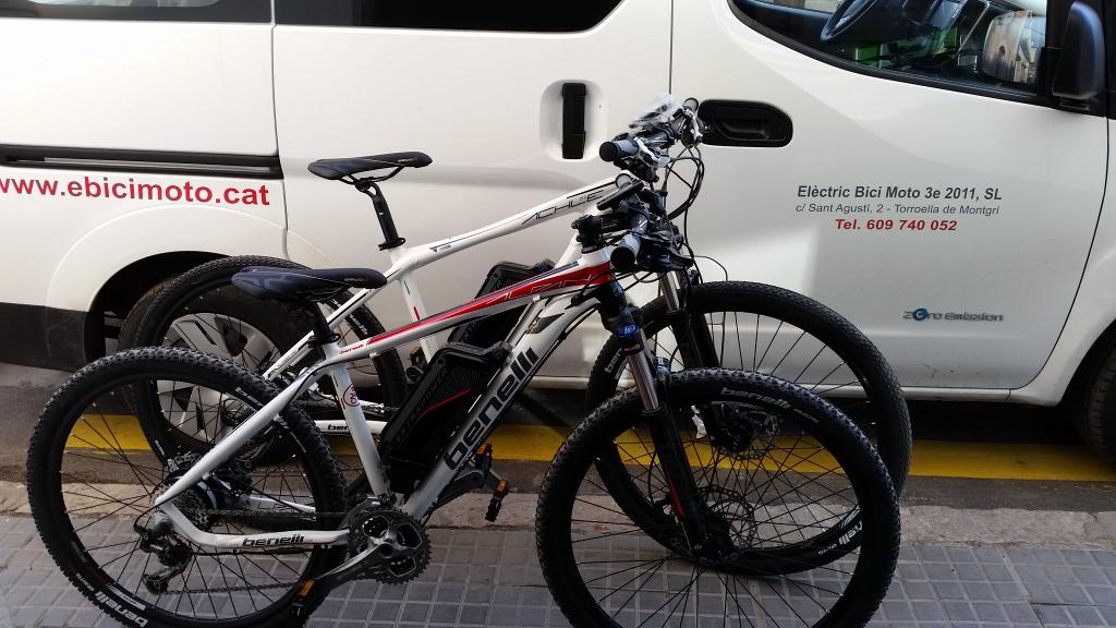 ebicimoto3e's tweet photo. Que gran la Benelli Achle 29.  Comparan amb la Benelli Alpan 27.5. http://t.co/GQGnFKKCDH