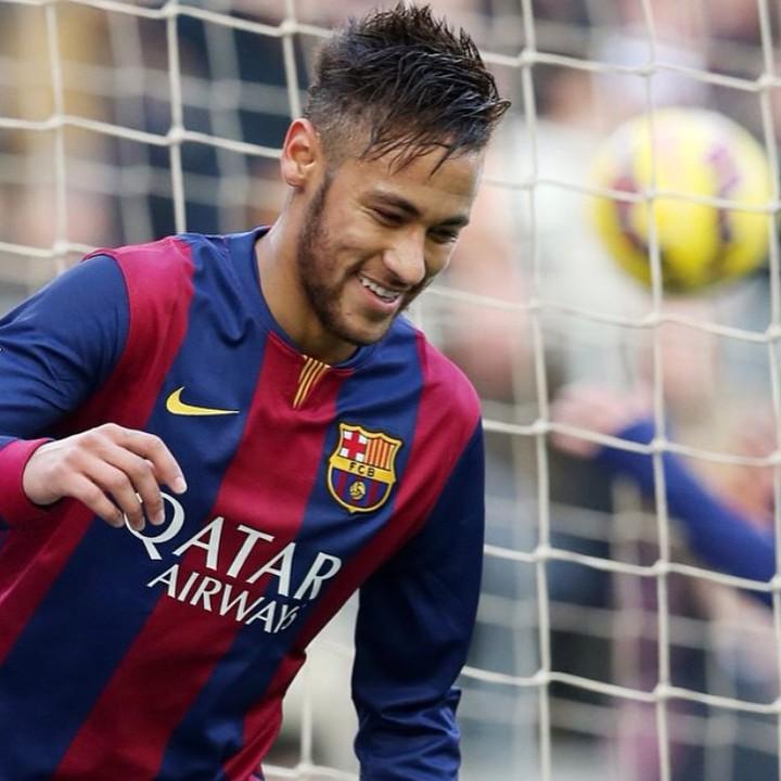 neymarjr's tweet photo. Que Deus nos abençoe e nos proteja ️🙏⚽ "Provai e vede que o Senhor é bom; bem-aventurado o homem que nele confia". http://t.co/MDpTHYGUUz
