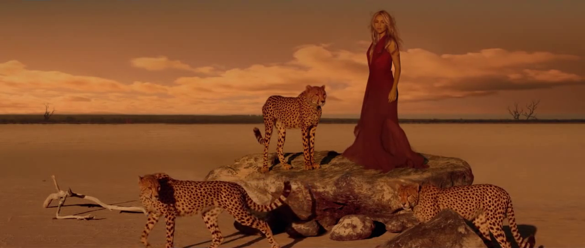 PortalShakira's tweet photo. Que você possa também andar pelo lado selvagem de @shakira! #WildElixir - http://t.co/bVRQUYKt1W http://t.co/1mDOFykZ0Q