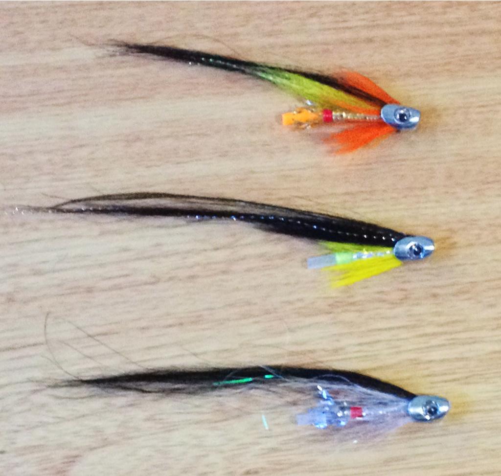 DeeDonSalmon's tweet photo. First attempt at tying flies using #FishSkulls. #Cascade, #DeeMonkey and #SunrayShadow. http://t.co/xNDVR9kU2m