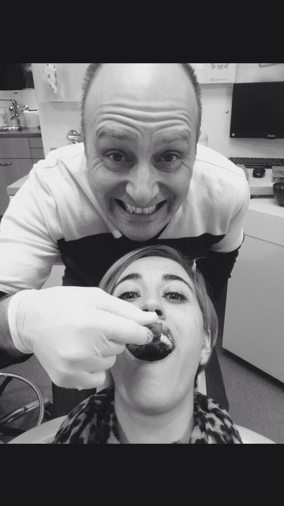 TandartsAdding's tweet image. Selfie met de tandarts.