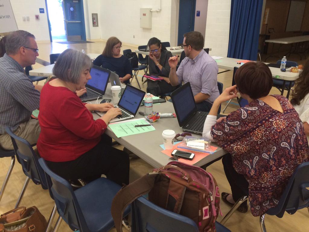 kristinhartloff's tweet image. Professional learning at its best - thanks Hewes Middle School! #socalmath @TUSDconnect @mr_stadel @crystalkirch