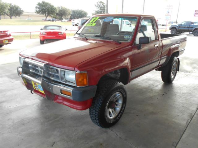 KingDezeray's tweet photo. 1987 Toyota Pickup 4x4
-Manual
-164026 Miles
-$5900
#4x4 #Toyota http://t.co/coRDJNZE8y