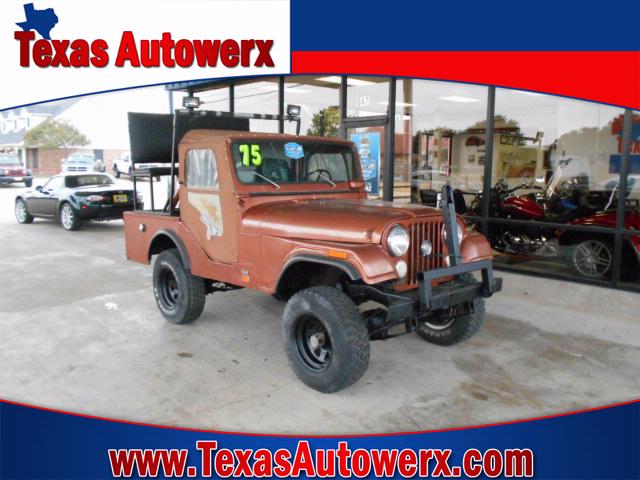 KingDezeray's tweet photo. 1975 Jeep CJ-5
-Manual
-14000 Miles
-$4995
#1owner #Lowmiles #letsgohuntin http://t.co/zSiy0WwP7E