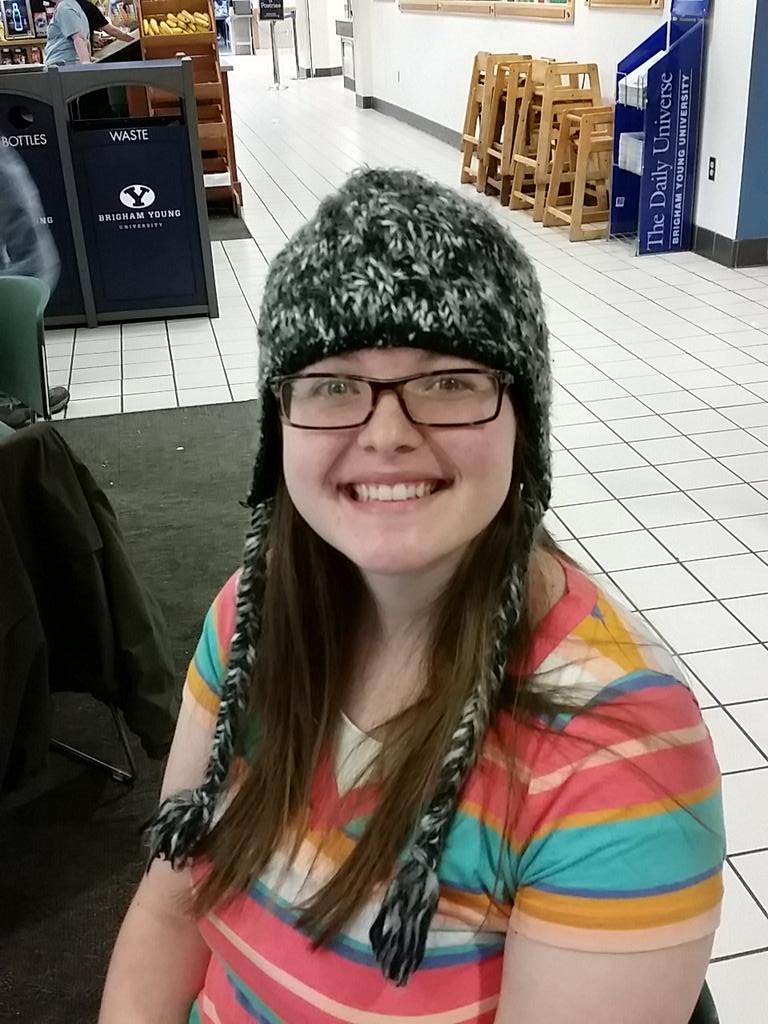 Izsiebelle's tweet image. Demily Dzubak said th at she loves going to L&amp;amp;T because, "it is fresher and tastes good" #comms321