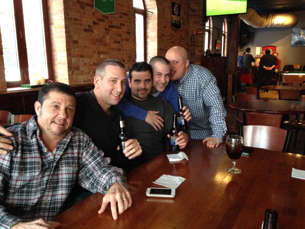 CSSportsBar's tweet image. Big groups or small, we can accommodate you for brunch or a night of fun!