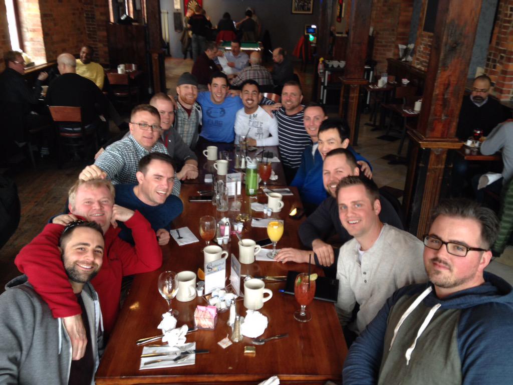 CSSportsBar's tweet image. Big groups or small, we can accommodate you for brunch or a night of fun!