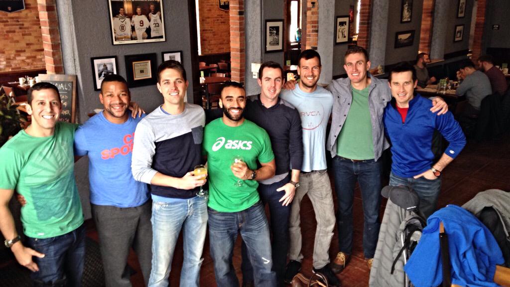 CSSportsBar's tweet image. Big groups or small, we can accommodate you for brunch or a night of fun!