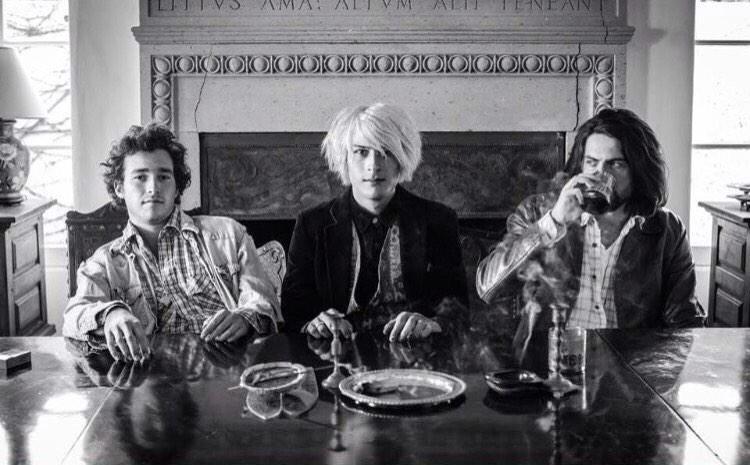thedowneypack's tweet photo. #DeadFinger @deadfingerband are sick! Listen to them awh they are so good, defo added to my album http://t.co/aVj6JLx4Cx