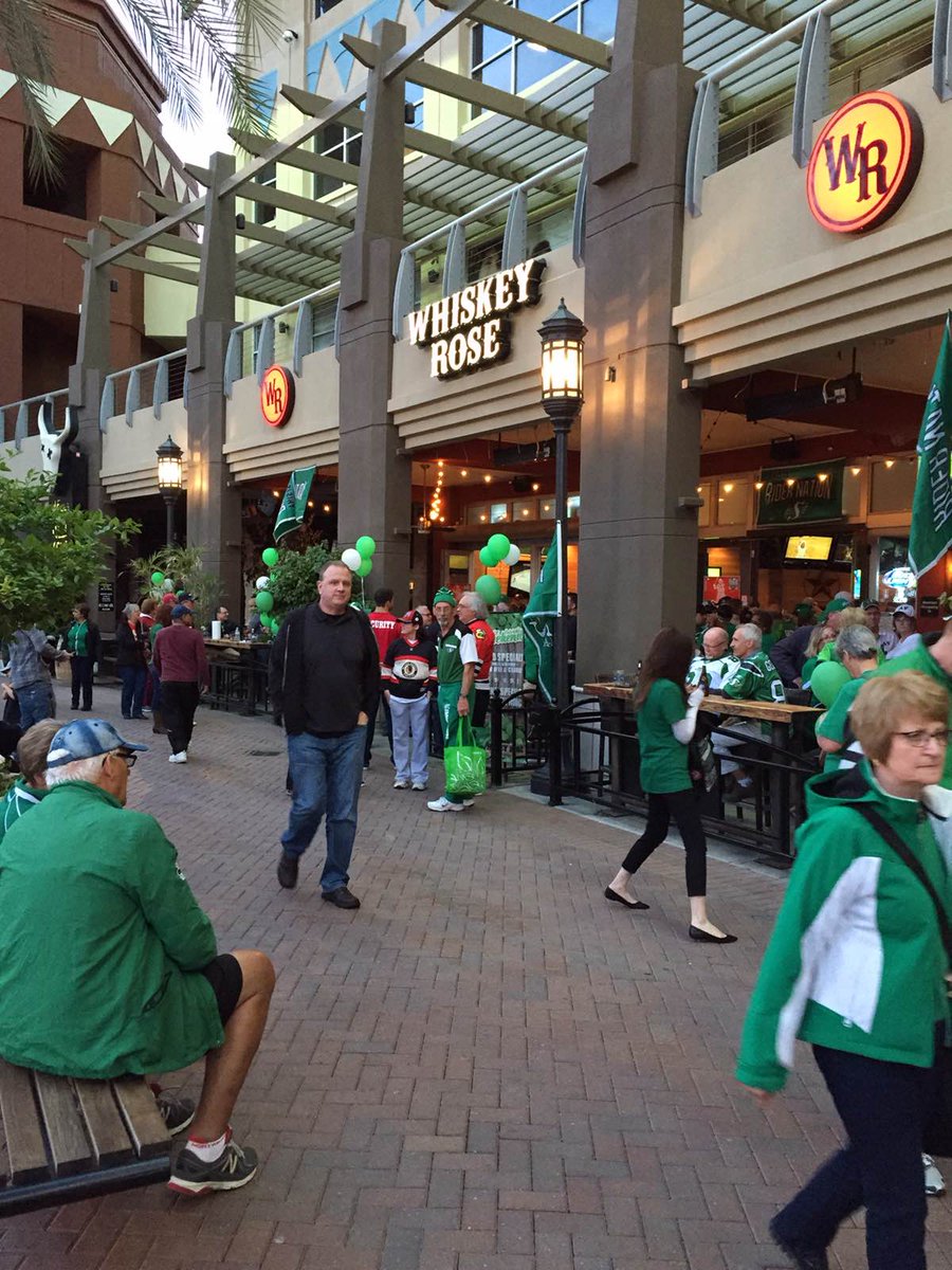 CBCSask's tweet photo. Saskatchewan Roughriders fans take over @ArizonaCoyotes game http://t.co/uLX4JG2no4 #Riders #CFL #yqr #NHL #Coyotes http://t.co/BW6e8cwOXP