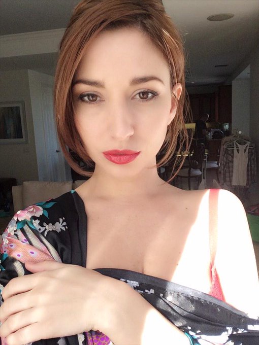 Finished a 10 hour shoot then off to be on @radiofreaks. I deserve a bottle of wine, not a glass. A fucking<a class="tags" target="_blank" title="On Twitter" href="/?out=eyJ0eXAiOiJKV1QiLCJhbGciOiJIUzUxMiJ9.eyJpYXQiOjE3MjA1NTk5NDcsImlzcyI6InR3cG9ybnN0YXJzLmNvbSIsIm5iZiI6MTcyMDU1OTk0NywiZXhwIjoxNzUyMDk1OTQ3LCJyZWRpcmVjdF91cmwiOiJodHRwczovL3R3aXR0ZXIuY29tL3JhZGlvZnJlYWtzIn0.J5L_cMac3hQQQkrdsZqGWnT74vB0gRnSC8P1H97JsYN0pL3TIr-aS7trEhS2UB28-rlDuwp5ivrpTqcUvES8IA">@radiofreaks</a><a href="/tag/kungheifatchoi"class="tags"><span>#kungheifatchoi</span></a>