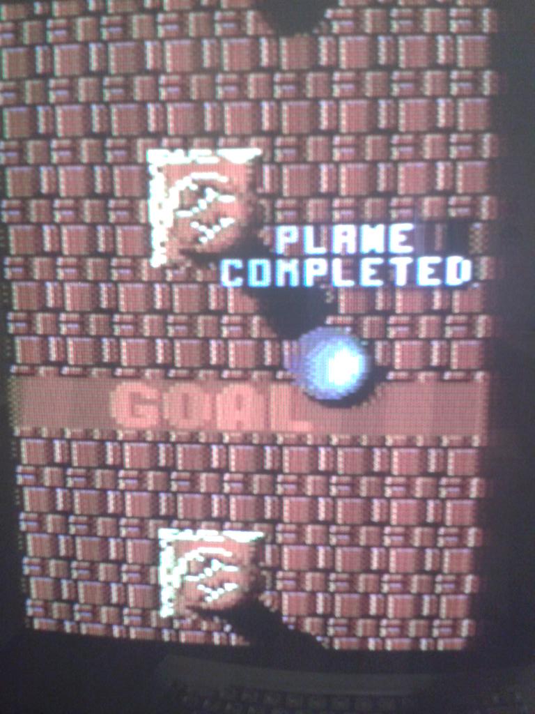 marksemczyszyn's tweet photo. RT @C64_endings: One final #commodore64 game for the evening #QueDex #c64 http://t.co/2ip3x3uiQb Great @mattgrayc64 audio on this.