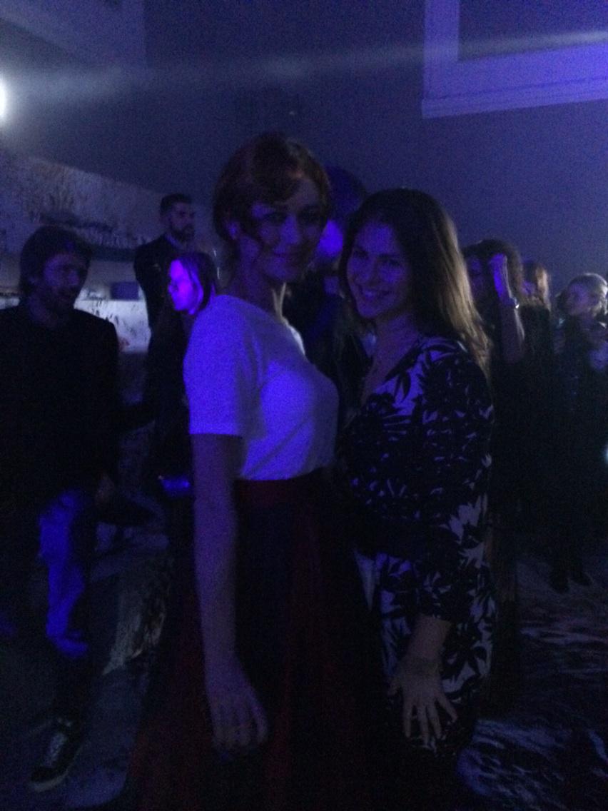 New photo of <a href="/OlyaKurylenko/">Olga Kurylenko</a> at the H&amp;M show! (via <a href="/marielafonta/">Marie La Fonta</a>)