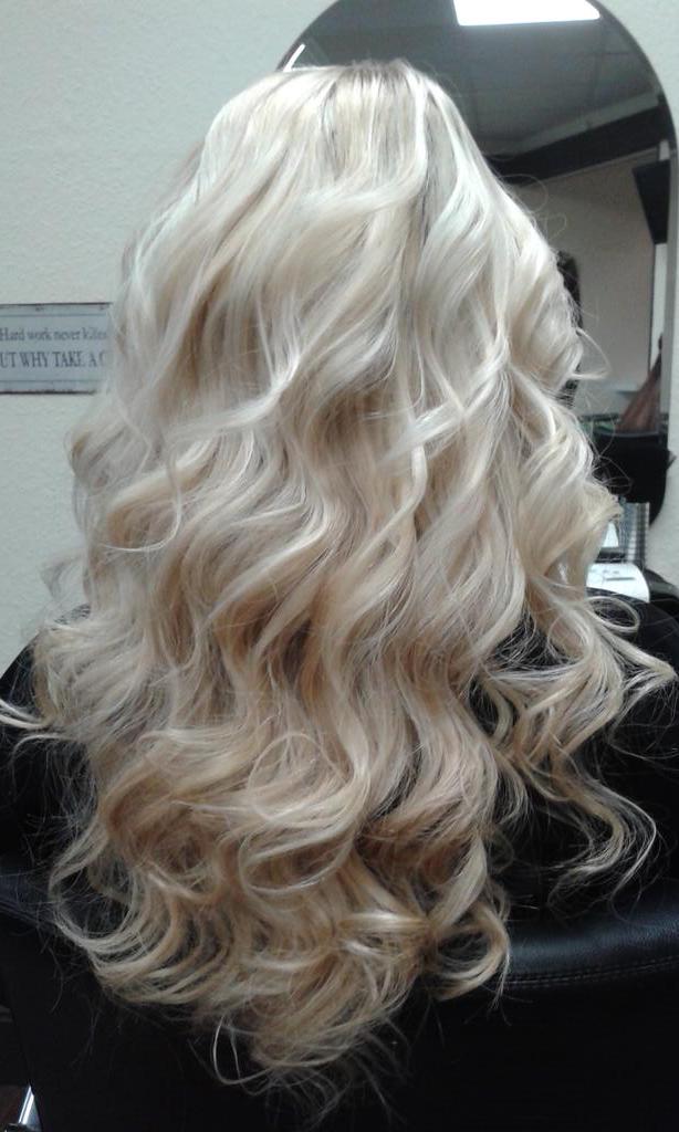 amazesalon's tweet photo. A great day in the salon #hairextensions #BALMAIN#Amaze hair and #beauty http://t.co/vdzavpgcAA