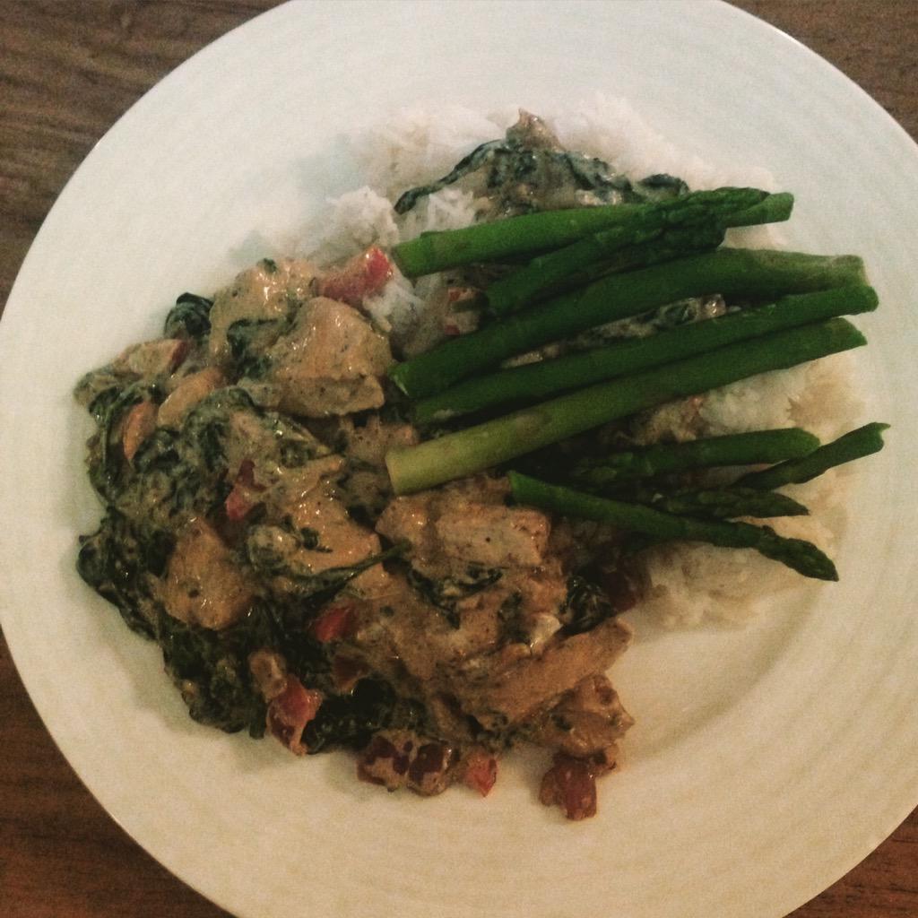 gettinglean15's tweet image. #HIIT completed after work instead of before just so I could have this!! Best meal yet 😌 @thebodycoach #90daysss 8/90