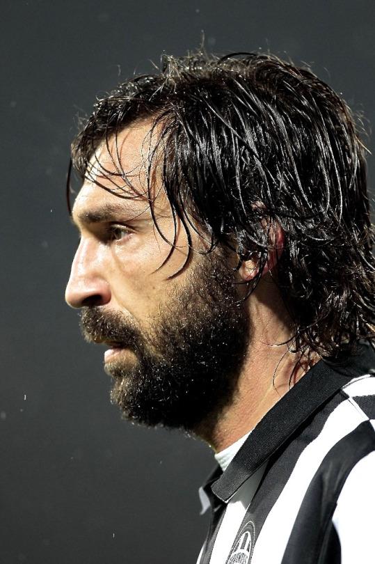 MotivacionesF's tweet photo. ¡El Arquitecto del fútbol! http://t.co/kVGEQybVOX